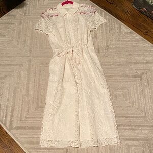 NWOT Trina Turk Cream Lace Dress, size 6